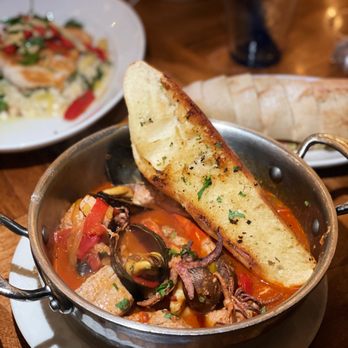 Schooners Monterey - Monterey Cioppino Pot - Seafood Near Me - Monterey, California Schooners Monterey - Monterey Cioppino Pot - Seafood Near Me - Monterey, California