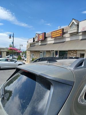 Crown Burgers by null