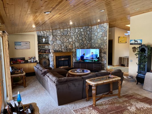 ELEMENT Home | Furnishings & Fine Art by null