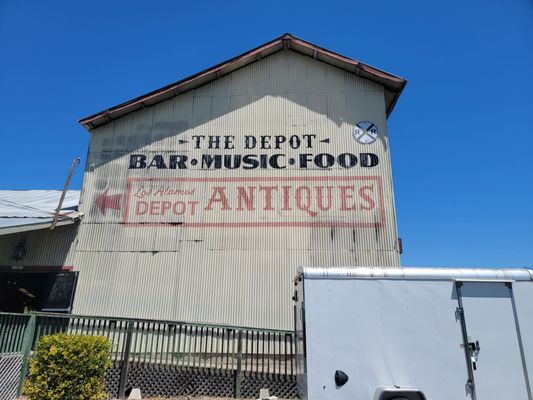 Los Alamos Depot Bar by null