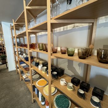 Good Neighbor - Inside - Coffee & Tea Near Me - Baltimore, Maryland