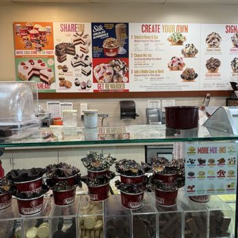 Cold Stone Creamery - Inside - Ice Cream & Frozen Yogurt Near Me - Visalia, California Cold Stone Creamery - Inside - Ice Cream & Frozen Yogurt Near Me - Visalia, California