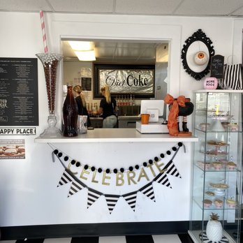 Twisted Sugar - Counter - Desserts Near Me - Layton, Utah