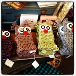 Looped Handmade Boutique - Hoo hoo needs mittens?
