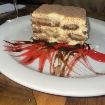 Bella Trattoria E Pizzeria  - Tiramisu - Pizza Near Me - Guttenberg, New Jersey
