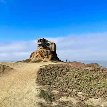 Devil's Slide Historical Landmark/viewpoint - Landmarks & Historical Buildings Near Me - Pacifica, California