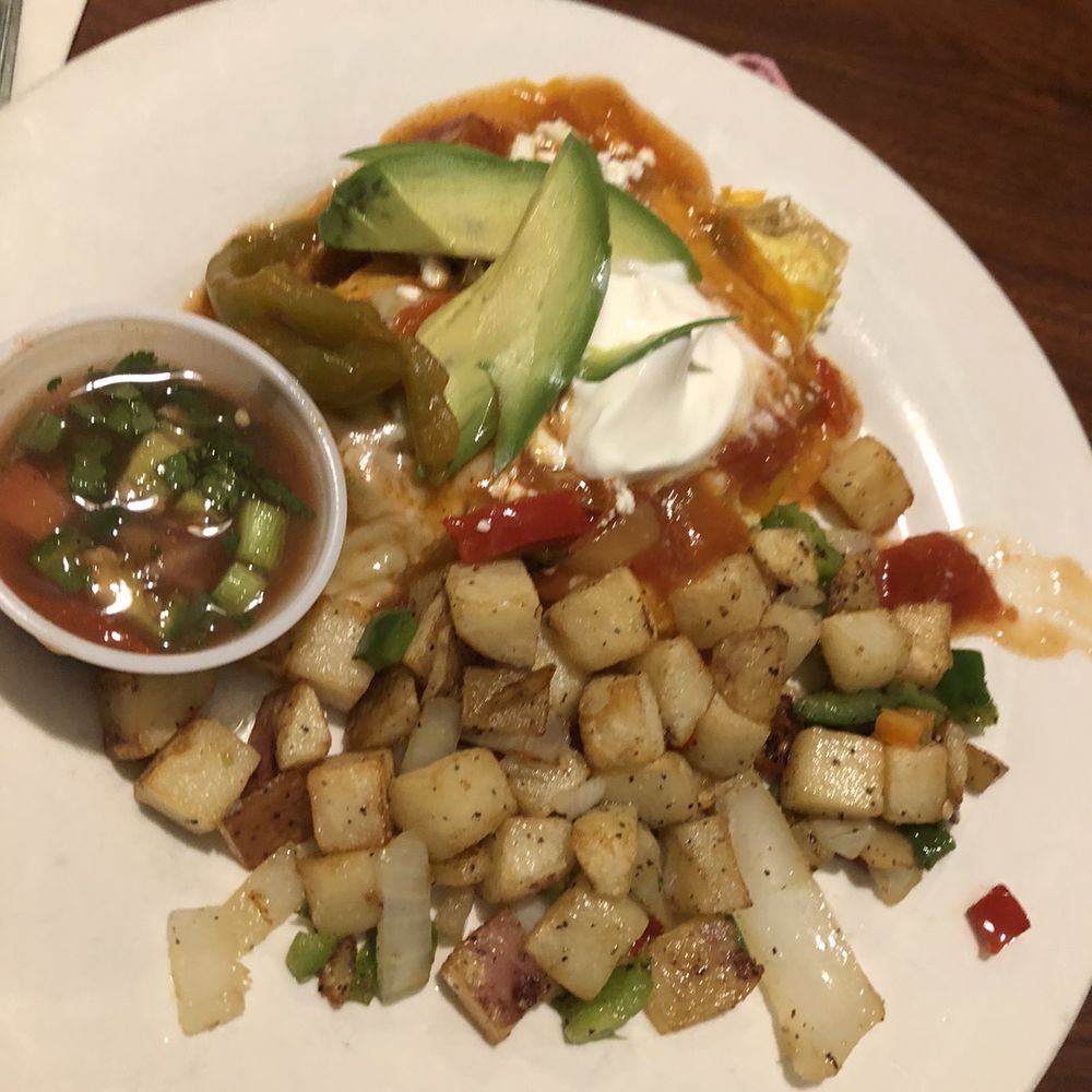 Yosemite Falls Cafe - The Spanish omelet and potatoes that were split upon being served - American Near Me - Fresno, California