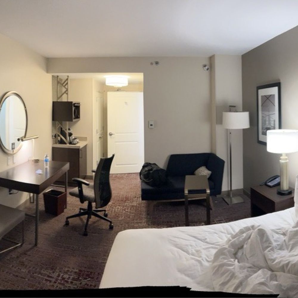 DoubleTree by Hilton Chicago Midway Airport - Hotels Near Me - Chicago, Illinois DoubleTree by Hilton Chicago Midway Airport - Hotels Near Me - Chicago, Illinois
