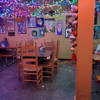 Darwell's Cafe - Salad Near Me - Long Beach, Mississippi