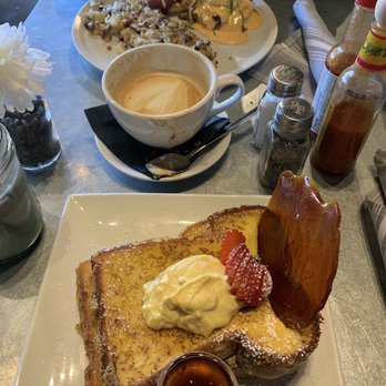 Toast - Reuben Benedict (boiled egg sadly), and creme brûlée French toast - Breakfast & Brunch Near Me - Temecula, California Toast - Reuben Benedict (boiled egg sadly), and creme brûlée French toast - Breakfast & Brunch Near Me - Temecula, California