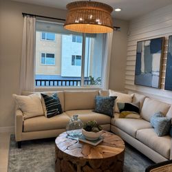 Tom Moore - Keller Williams Pacific Estates - Living Room
