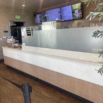 7 Leaves Cafe - Coffee & Tea Near Me - Irvine, California