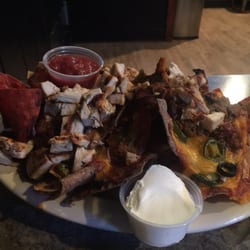 The Banner Bar & Grill - Half order nachos - chicken & chili. Ask for extra salsa!