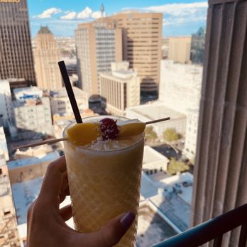 La Perla - Smoothie - Bars Near Me - El Paso, Texas