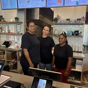 Mr.Shrimp Chicken & Seafood - So all the staff was amazing I love it here so much !!!!! Thank you - Cajun/Creole Near Me - Pembroke Pines, Florida Mr.Shrimp Chicken & Seafood - So all the staff was amazing I love it here so much !!!!! Thank you - Cajun/Creole Near Me - Pembroke Pines, Florida