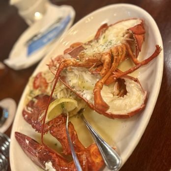 Pappadeaux Seafood Kitchen - Live Maine lobster with the most yummy lemon noodles - Seafood Near Me - Phoenix, Arizona Pappadeaux Seafood Kitchen - Live Maine lobster with the most yummy lemon noodles - Seafood Near Me - Phoenix, Arizona