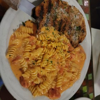 Gregorio's Restaurant - Sicilian chicken-chicken was pretty dry and no flavor - try another dish. However the pasta with vodka sauce good. - Italian Near Me - Carlsbad, California