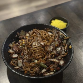 Modoo Banjeom - vegan gan jajang noodles mixed w/ yellow radishes in the back - Korean Near Me - Bothell, Washington