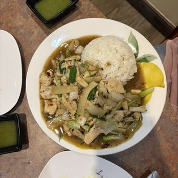 Aroy Thai Cuisine - Thai Near Me - Savannah, Georgia