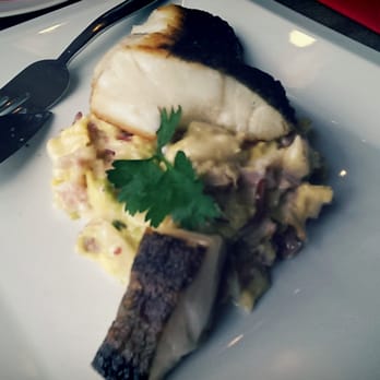 Restaurant Meeresfrüchte - Frischer Skrei. An der Theke ausgesucht. - Seafood Near Me - Cuxhaven, NI