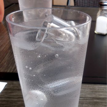 Cuban Kitchen - Ice water - Cuban Near Me - Bend, Oregon
