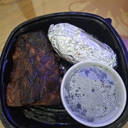 Texas Roadhouse - I paid for a full rack of babyback, and I got 1/2 of rack.
