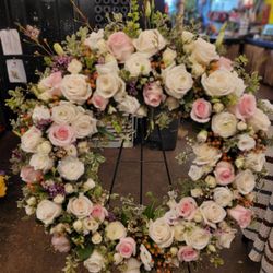 April's Flowers on Main - Sympathy wreath