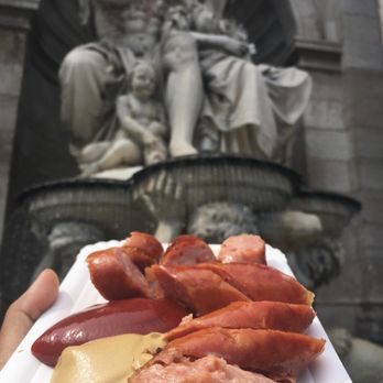 Bitzinger - Curry Sausage Near Me - Vienna, 9