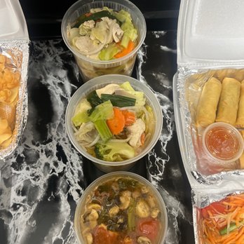 Molly's Thai Ban - Clear Noodle Soup with chicken Hot and Sour soup Tom Yum - Thai Near Me - Phoenix, Arizona Molly's Thai Ban - Clear Noodle Soup with chicken Hot and Sour soup Tom Yum - Thai Near Me - Phoenix, Arizona