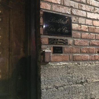 Bathtub Gin - Cocktail Bars Near Me - Seattle, Washington