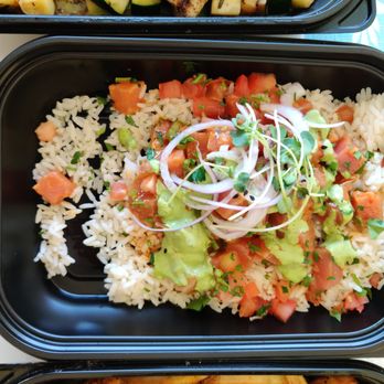 California Fish Grill - Ahi Tuna Bowl: more tomatos than tuna itself and small portion of rice @teeeeeeeeeeem - Seafood Near Me - Pasadena, California California Fish Grill - Ahi Tuna Bowl: more tomatos than tuna itself and small portion of rice @teeeeeeeeeeem - Seafood Near Me - Pasadena, California
