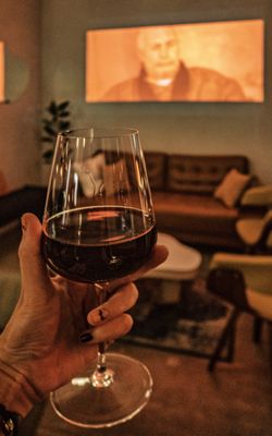 kid sister A WINE BAR by null