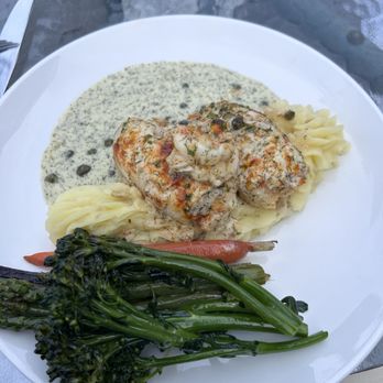 3 Rivers Grill - Crab stuffed sole - American Near Me - Hood River, Oregon 3 Rivers Grill - Crab stuffed sole - American Near Me - Hood River, Oregon