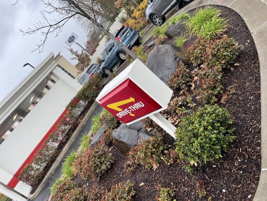 In-N-Out Burger by null