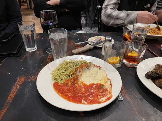 Wienstein & Gavino's by null