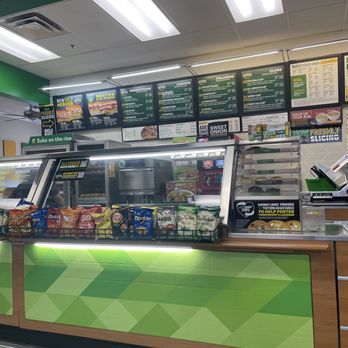 Subway - a food counter with a variety of food items - Sandwiches Near Me - Wheeling, Illinois
