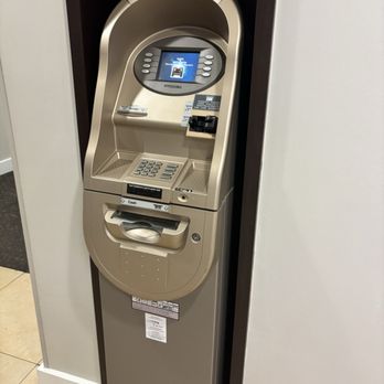 Hilton Garden Inn DFW North Grapevine - ATM in hotel - Hotels Near Me - Grapevine, Texas Hilton Garden Inn DFW North Grapevine - ATM in hotel - Hotels Near Me - Grapevine, Texas