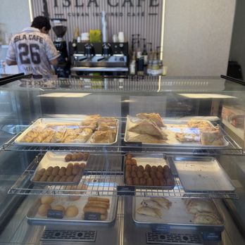 Isla Cafe - Cafes Near Me - Cutler Bay, Florida