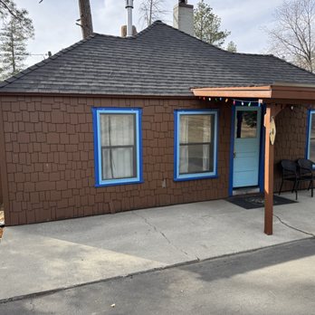 Idyllwild Inn - Cabin 1 outside. - Hotels Near Me - Idyllwild, California Idyllwild Inn - Cabin 1 outside. - Hotels Near Me - Idyllwild, California