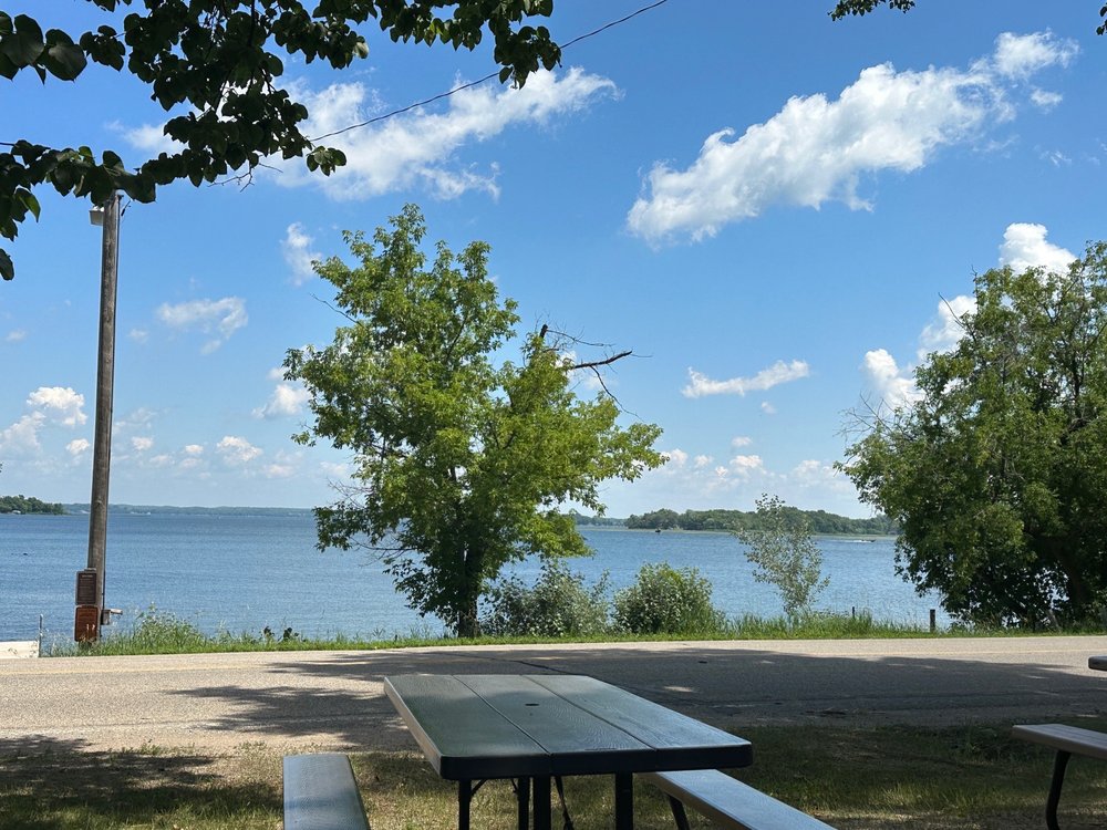 MAPLE BEACH RESORT & GRILL Updated August 2024 16 Reviews 23532