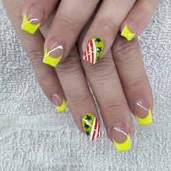 Happy Nail & Spa