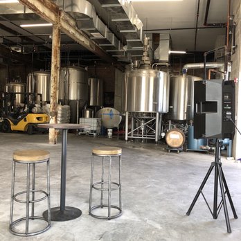 902 Brewing - Breweries Near Me - Jersey City, New Jersey