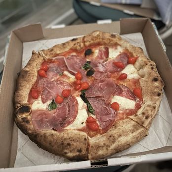 Bar Capri - Quattro Carni - Pizza Near Me - West Palm Beach, Florida