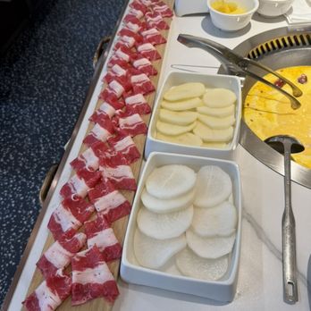 Qiao Lin Hotpot - Chicago Downtown - 1 meter beef, potato, radish - Hot Pot Near Me - Chicago, Illinois