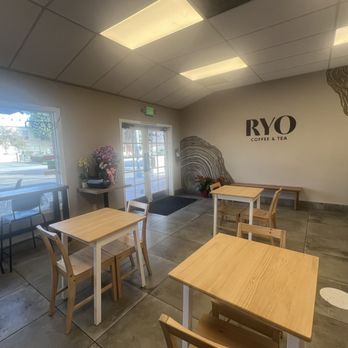 Ryo Coffee & Tea - Seating and front entrance - Coffee & Tea Near Me - Fullerton, California