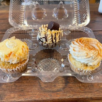 Papa Ganache - Mango coconut cupcake, Tres Leches Cupcake, Peanut Butter Cupcake - Cupcakes Near Me - Cranford, New Jersey Papa Ganache - Mango coconut cupcake, Tres Leches Cupcake, Peanut Butter Cupcake - Cupcakes Near Me - Cranford, New Jersey