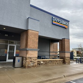 Dutch Bros Coffee - Dutch Bros Storefront - Juice Bars & Smoothies Near Me - Kansas City, Kansas