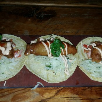 The Loose Moose - Fish & dressing good, but cold tortillas, no good. recmmend: fried the tortillas in peanut/coco nut oil & it will be perfect, just saying - Sports Bars Near Me - Toronto, Ontario The Loose Moose - Fish & dressing good, but cold tortillas, no good. recmmend: fried the tortillas in peanut/coco nut oil & it will be perfect, just saying - Sports Bars Near Me - Toronto, Ontario