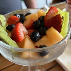 Buenos Dias Cafecito - Fruit cup 10/23/22