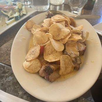 DeCosta's Restaurant - Italian Near Me - Yonkers, New York